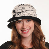 Cloche hat with 3 buttons