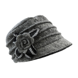 Casquette en laine bouillie avec fleur