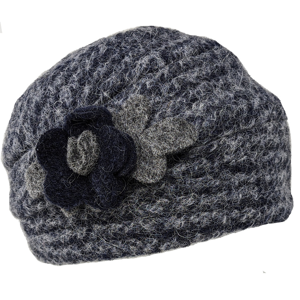 Chapeau bonnet en laine avec fleur