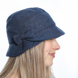 Chapeau cloche en laine bouillie avec boucle