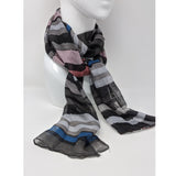 Lightweight scarf with lined patterns